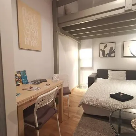 Cozy & Lovely Nest In Soho Apartment Budapest